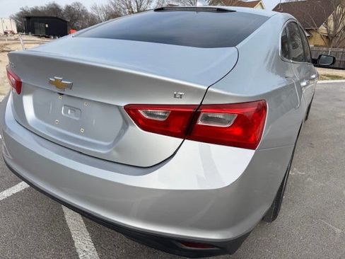 Used 2016 Chevrolet Malibu LT image 11