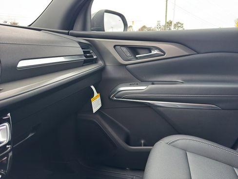 New 2026 Chevrolet Traverse LT w/ Midnight/Sport Edition image 17