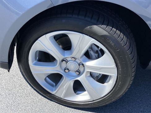 Used 2021 Land Rover Range Rover image 9