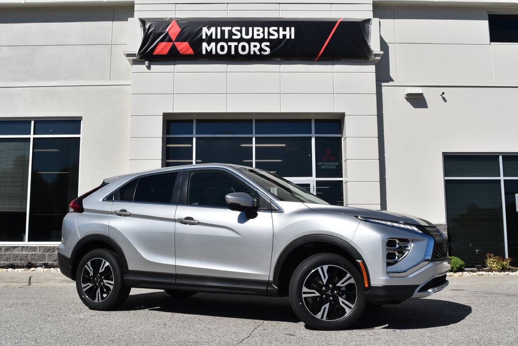 New 2026 Mitsubishi Eclipse Cross SE AWD/4WD image 1