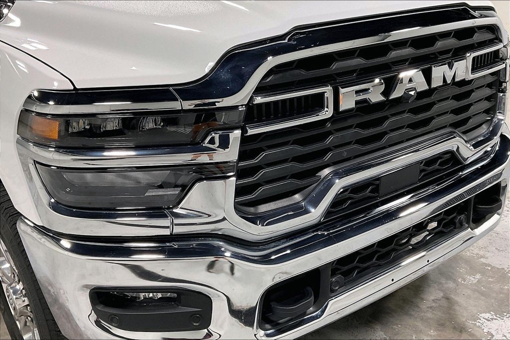 Used 2026 RAM 2500 Big Horn AWD/4WD image 34
