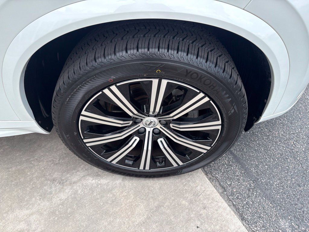 Certified 2023 Volvo XC90 B5 Core w/ Climate Package AWD/4WD image 13
