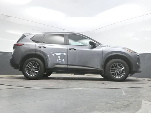 Used 2023 Nissan Rogue S AWD/4WD image 41
