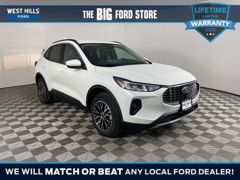 New 2025 Ford Escape SE w/ Class II Trailer Tow Package image 1