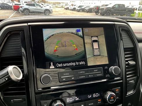 Used 2020 Nissan Titan PRO-4X w/ Pro-4x Convenience Package image 15