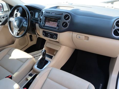Used 2012 Volkswagen Tiguan SE AWD/4WD image 10