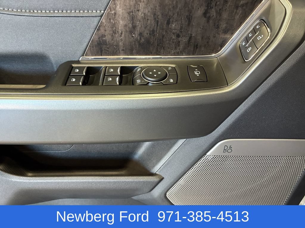 Used 2026 Ford F350 Lariat AWD/4WD image 15