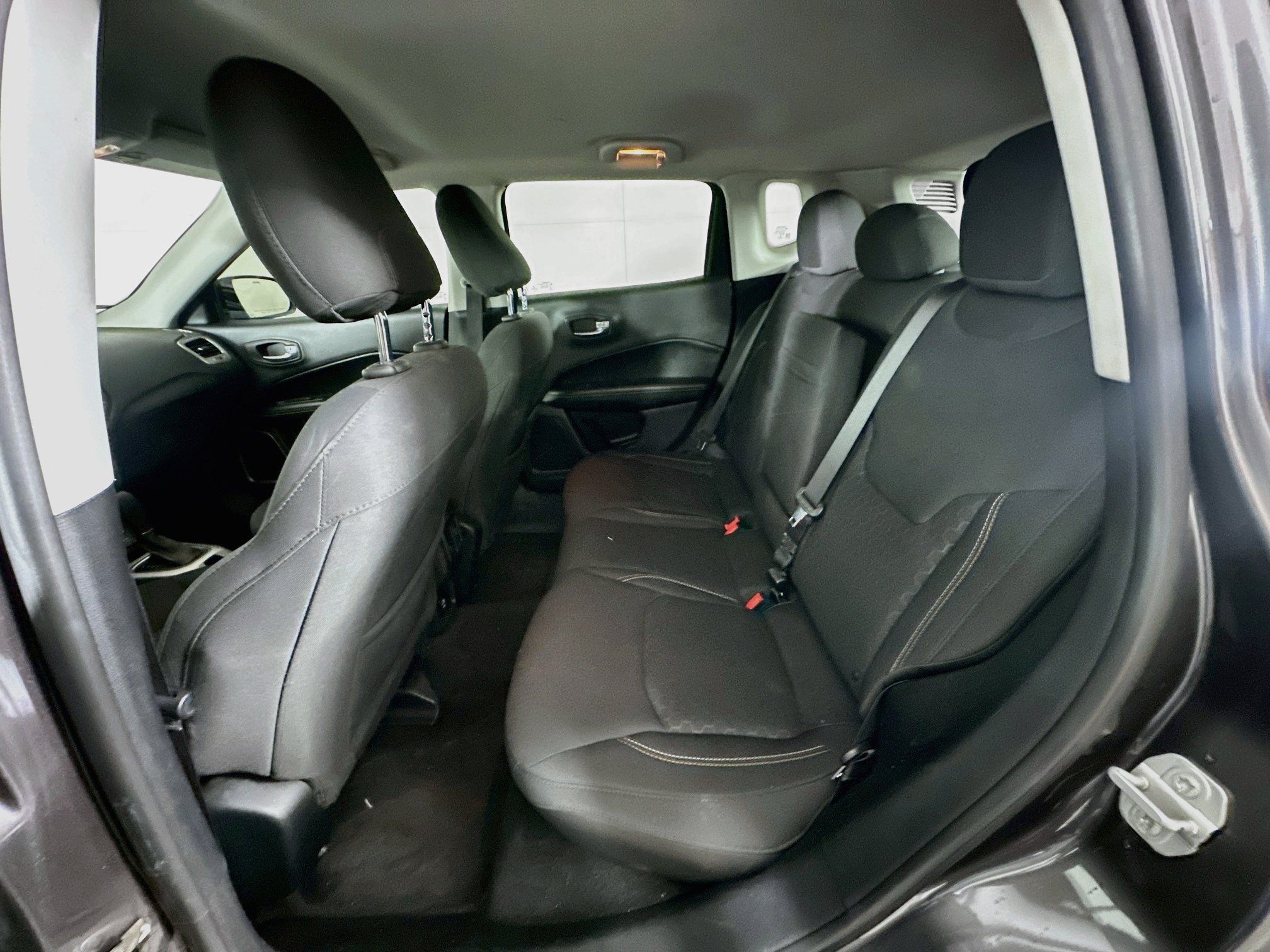 Used 2018 Jeep Compass Sport w/ Cold Weather Group AWD/4WD image 25