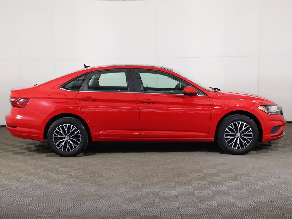 Used 2020 Volkswagen Jetta SE w/ SE Cold Weather Package FWD image 19