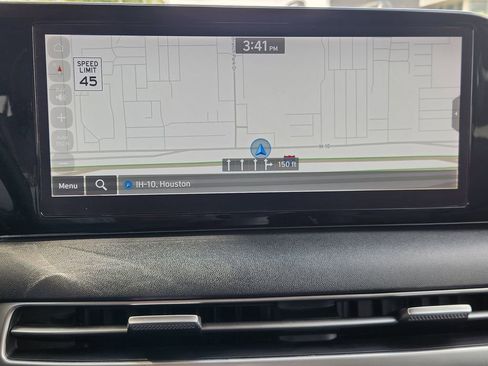 Used 2023 Hyundai Palisade SEL FWD image 16