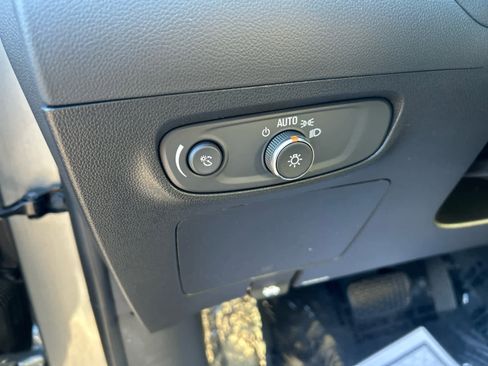 Used 2024 Buick Encore GX Avenir w/ Avenir Technology Package image 11