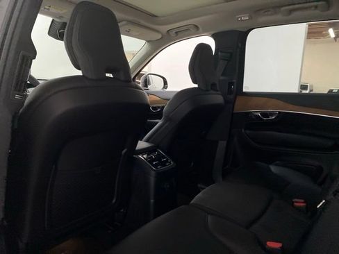 Used 2024 Volvo XC90 T8 Plus w/ Protection Package Premier AWD/4WD image 21
