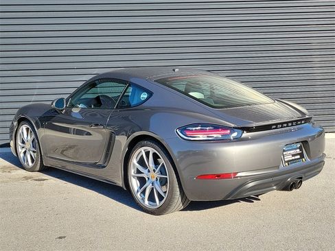 Certified 2018 Porsche 718 Cayman image 3