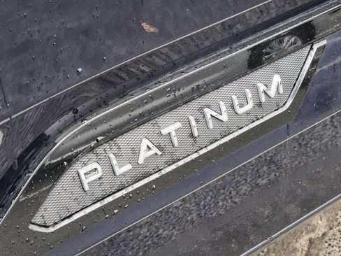 Used 2023 Toyota Tundra Platinum AWD/4WD image 28