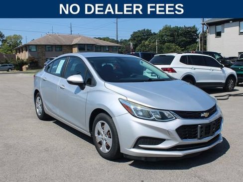 Used 2016 Chevrolet Cruze LS FWD image 2