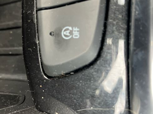 Used 2022 Chevrolet TrailBlazer RS image 27