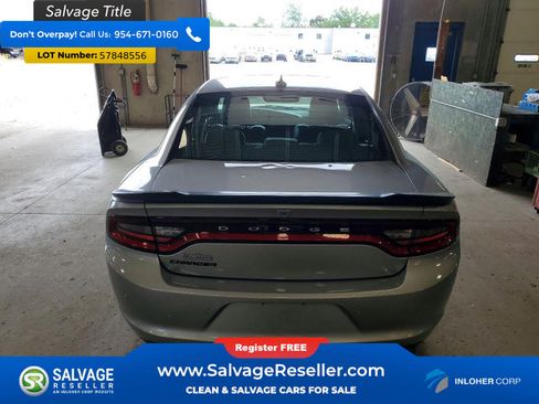 Used 2017 Dodge Charger SXT w/ AWD Plus Group image 8