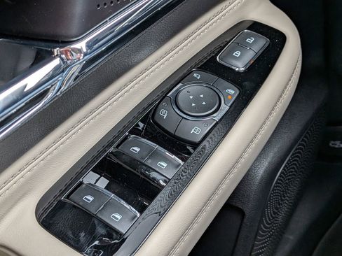 New 2026 Lincoln Corsair Premiere image 29