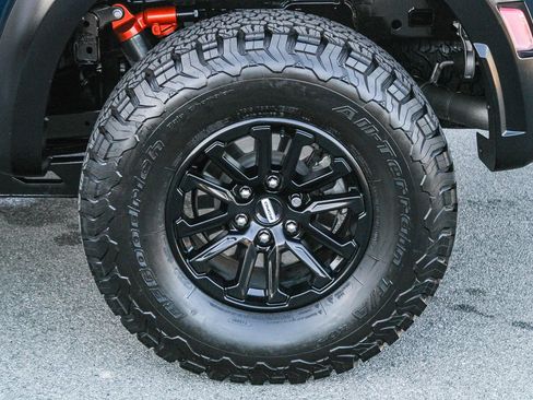 Used 2024 Ford F150 Raptor image 11