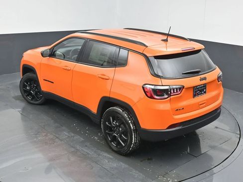 New 2026 Jeep Compass Latitude image 39