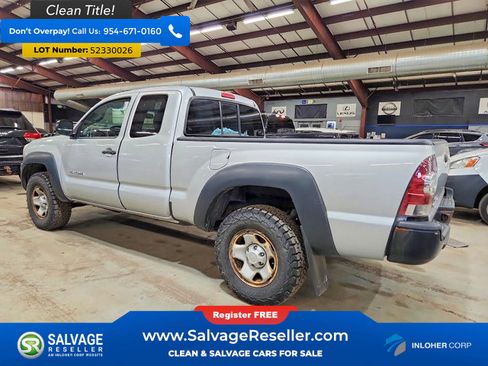 Used 2011 Toyota Tacoma 4x4 Access Cab w/ Convenience Pkg image 3