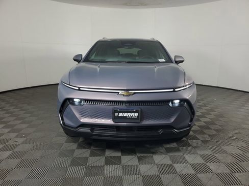 New 2026 Chevrolet Equinox EV LT image 9