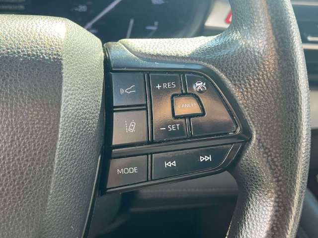 Used 2022 Toyota Sienna LE FWD image 23