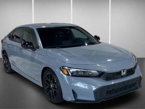 Used 2025 Honda Civic Sport image 2