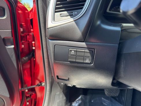 Used 2017 MAZDA MAZDA3 Touring image 24