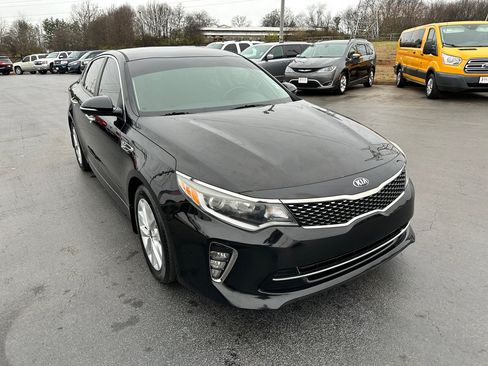 Used 2018 Kia Optima S image 6