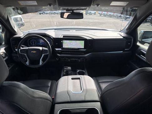 Used 2022 Chevrolet Silverado 1500 LTZ w/ Z71 Off-Road Package image 26