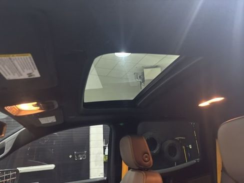 Used 2023 Chevrolet Colorado ZR2 w/ ZR2 Convenience Package III image 26