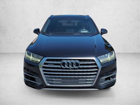 Used 2018 Audi Q7 3.0T Prestige w/ Prestige Package AWD/4WD image 2