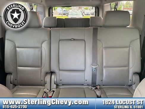 Used 2019 Chevrolet Suburban LT AWD/4WD image 13