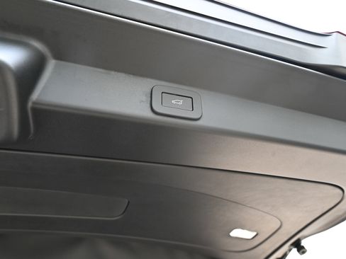 Used 2025 Land Rover Range Rover Sport Dynamic SE image 45