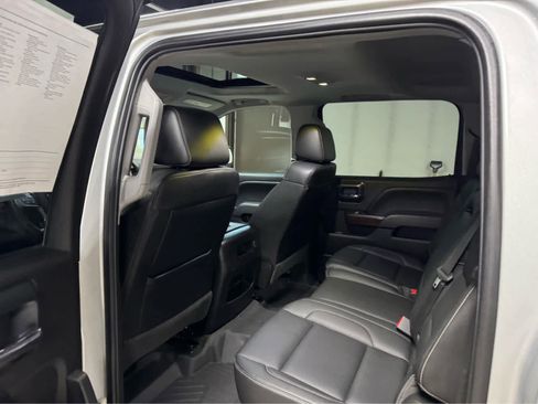 Used 2018 GMC Sierra 1500 SLT image 13