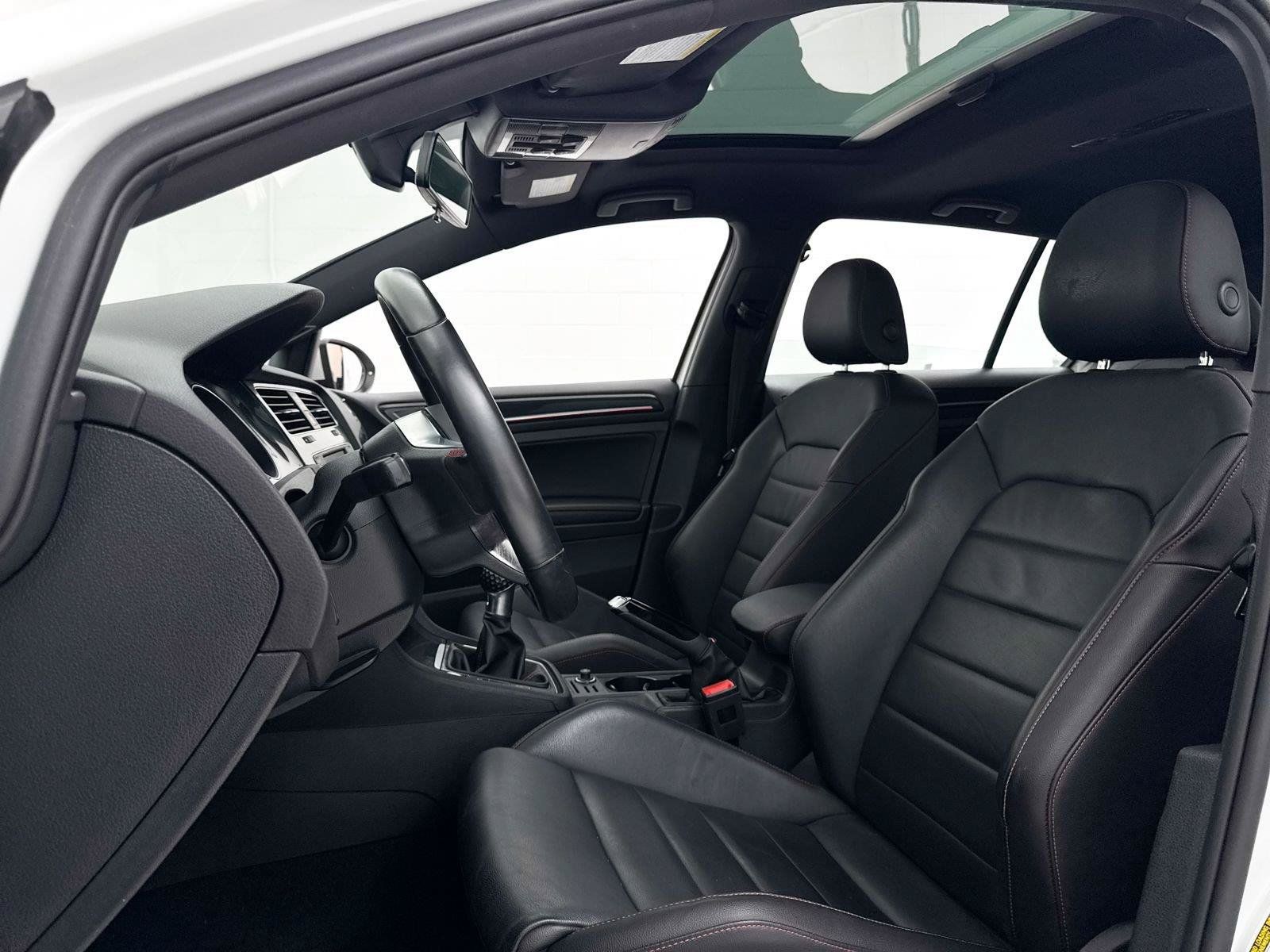 Used 2017 Volkswagen GTI Autobahn FWD image 22