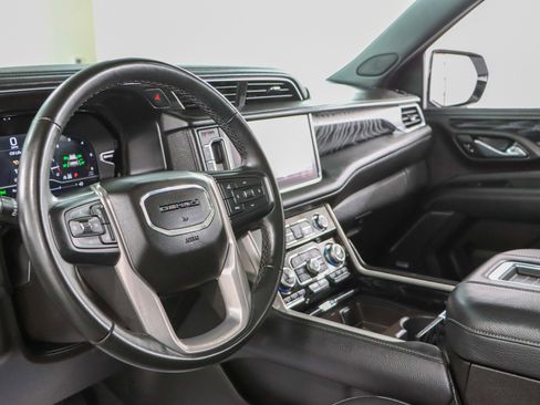 Used 2023 GMC Yukon Denali image 26