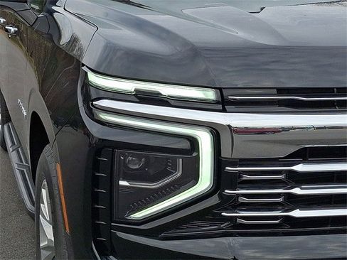 New 2026 Chevrolet Suburban Premier w/ Sun And Tow Package image 7