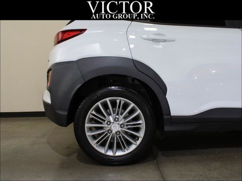 Used 2020 Hyundai Kona SEL image 12