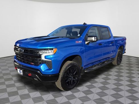 New 2025 Chevrolet Silverado 1500 LT Trail Boss w/ LT Trail Boss Premium Package AWD/4WD image 2