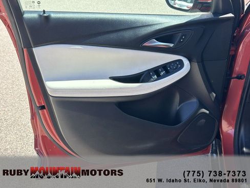 Used 2024 Buick Encore GX Sport Touring AWD/4WD image 9