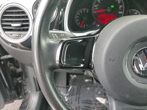 Used 2012 Volkswagen Beetle 2.0T image 14