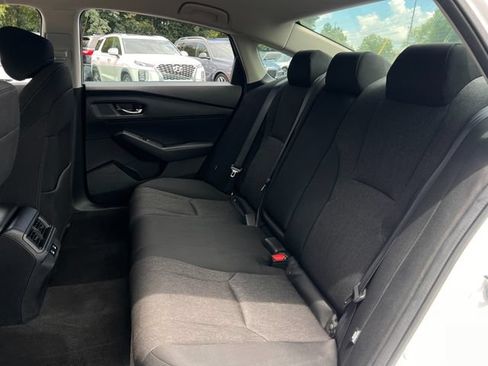 Used 2025 Honda Accord LX image 18