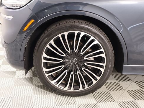Certified 2023 Lincoln Aviator Black Label w/ Dynamic Handling Package AWD/4WD image 19
