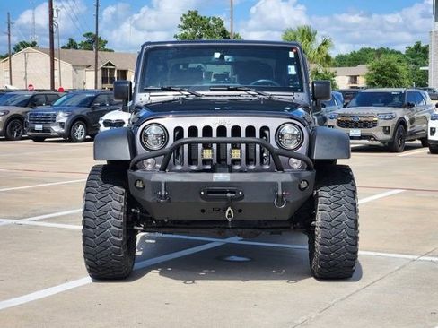 Used 2017 Jeep Wrangler Sport w/ Quick Order Package 24S AWD/4WD image 2