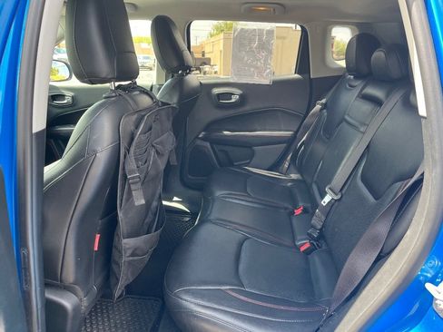Used 2018 Jeep Compass Trailhawk w/ Leather Interior Group AWD/4WD image 13