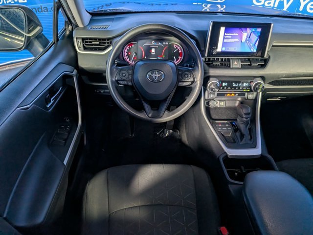Used 2024 Toyota RAV4 XLE FWD image 17