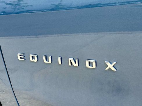 Used 2024 Chevrolet Equinox LT w/ LPO, Floor Liner Package FWD image 12