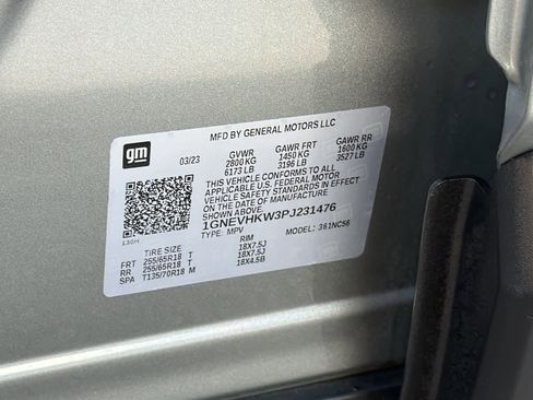 Used 2023 Chevrolet Traverse LT w/ LPO, Floor Liner Package AWD/4WD image 30